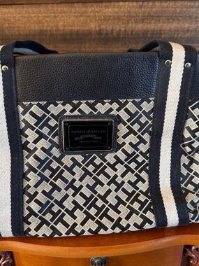 Tommy Hilfiger Black & White Patterned Shoulder Bag with Striped Strap